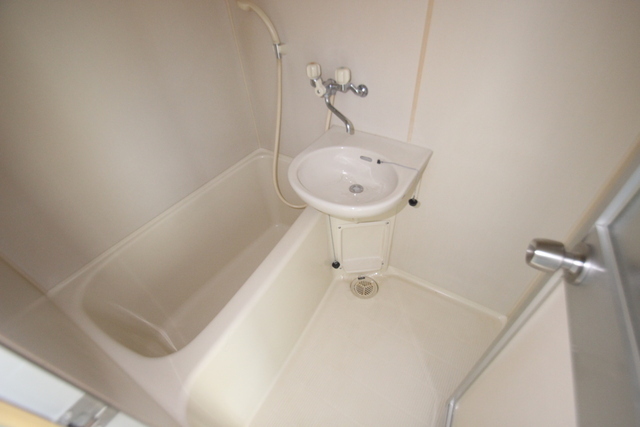 バス・シャワールーム　別号室の写真