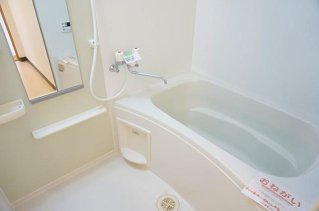 バス・シャワールーム　浴室