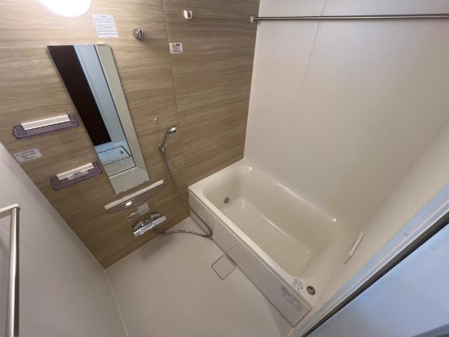 バス・シャワールーム　バス（イメージ）