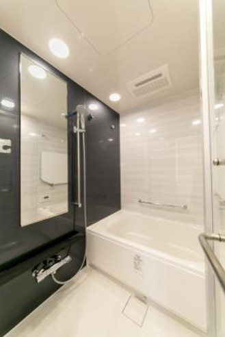 バス・シャワールーム　※別部屋の参考写真です。