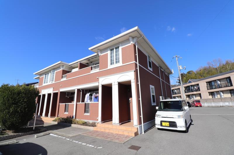 建物外観　フォルシュＡ棟　建物外観