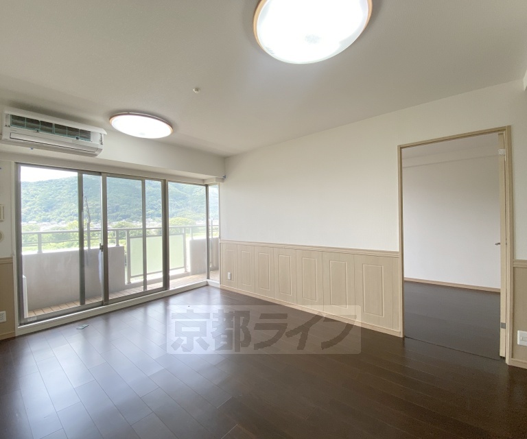 居室・リビング　渡月橋近くの分譲マンションが賃貸募集です