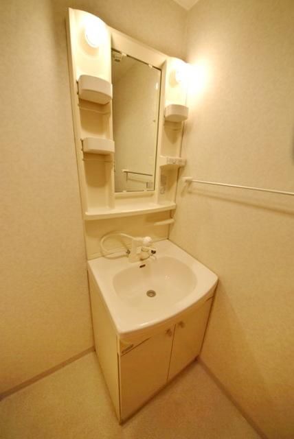 洗面設備　嬉しい独立洗面台