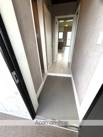 ＪＲ日豊本線 宮崎駅 徒歩22分 5階建 新築の玄関写真