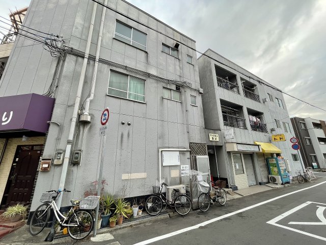 建物外観　敷地内に駐輪場あります！