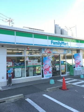 その他　ファミリーマート豊田一丁目店（その他）まで440m