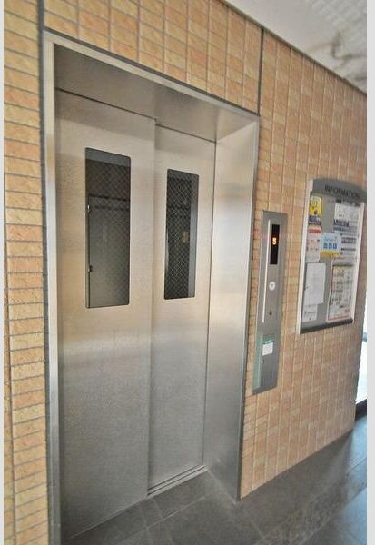 その他　エレベーター