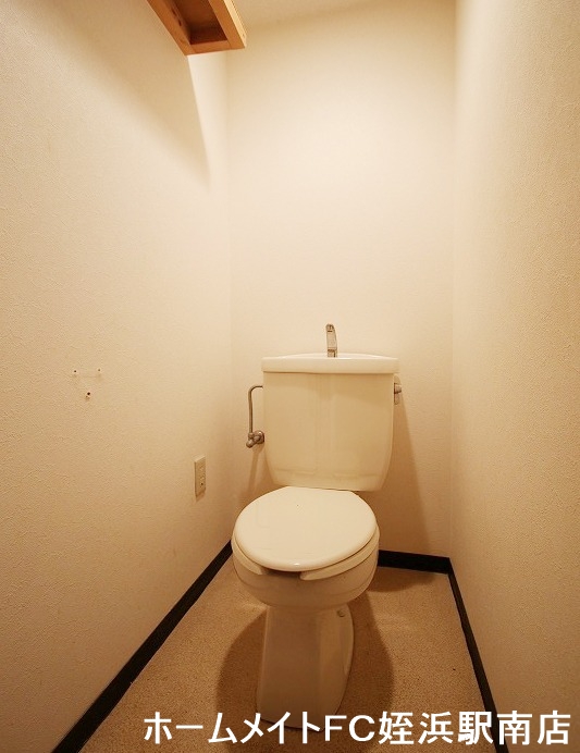 トイレ　★トイレとお風呂も別々です★参考写真