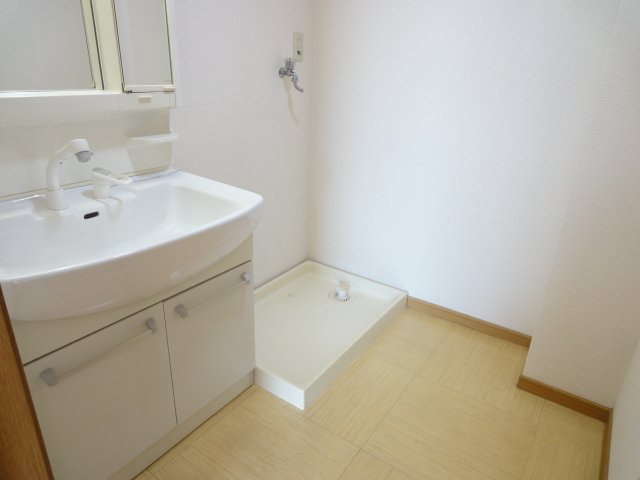 洗面設備　同物件別号室の写真です。
