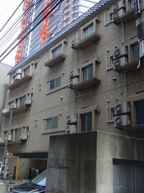 建物外観　おしゃれな外観