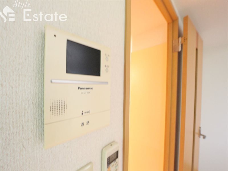 セキュリティ　モニター付きインターホン