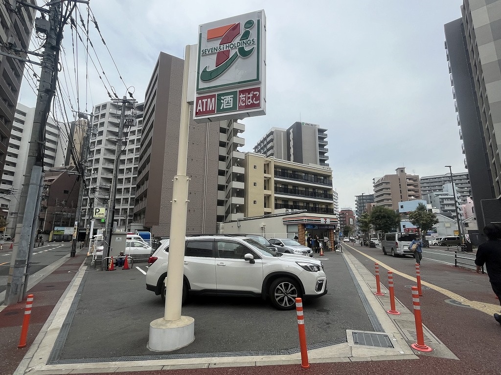 コンビニ　セブンイレブン福岡春吉大通り店（コンビニ）まで60m