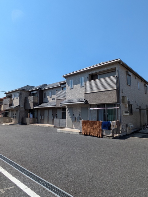 建物外観　室内小型犬または猫合計２匹まで可の２ＬＤＫの賃貸アパート♪