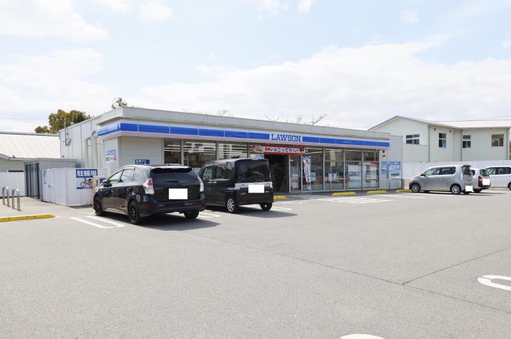 コンビニ　ローソン鳴門大谷店（コンビニ）まで371m