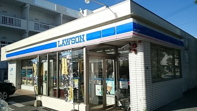 コンビニ　ローソンパイプライン通大謝名（コンビニ）まで350m
