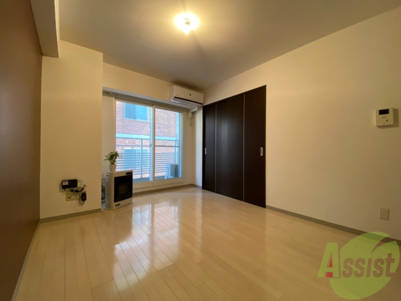 居室・リビング　広くてキレイなお部屋が広がっていて、充実した生活が送れそう。