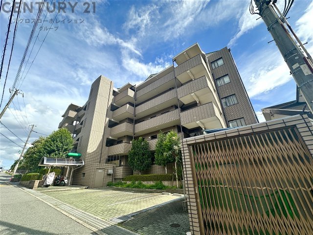 建物外観　エレベータ付きで、ベビーカーや重い荷物があっても便利！