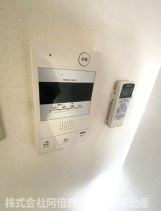 セキュリティ　内装は別部屋の参考写真です。