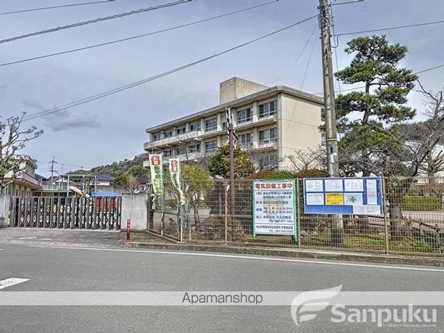 小学校　坂本小学校（小学校）まで5641m