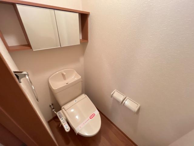 トイレ　シャワー付トイレ