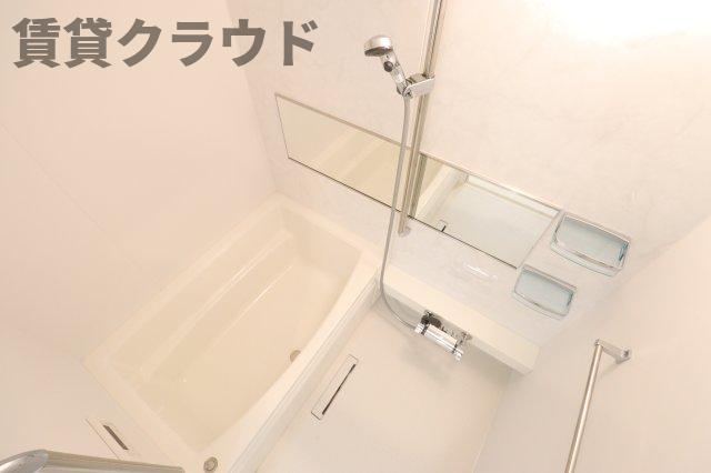 バス・シャワールーム　お風呂です