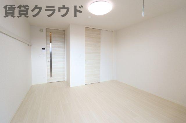 居室・リビング　こちらのリビングで趣味の時間をお楽しみください
