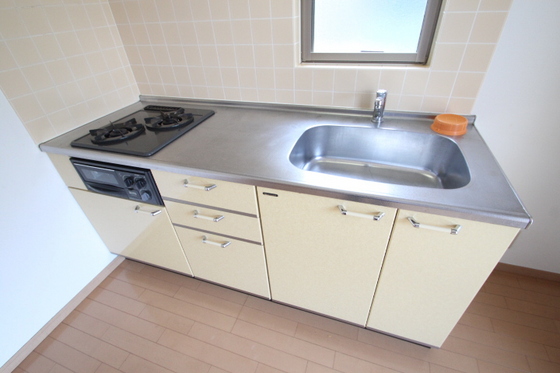キッチン　※別部屋の写真です