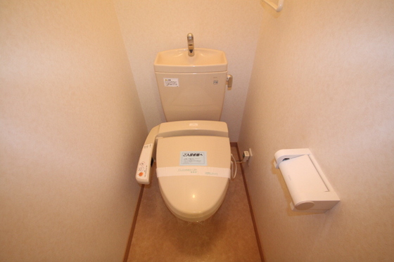 トイレ　※別部屋の写真です