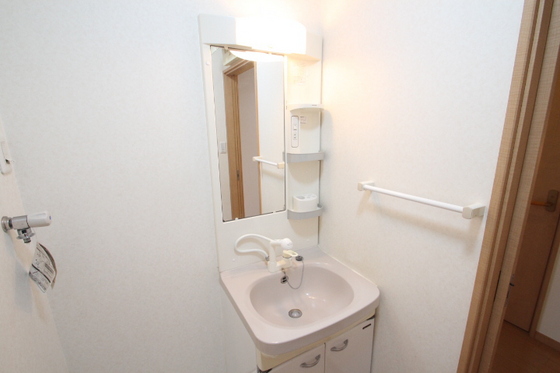洗面設備　※別部屋の写真です