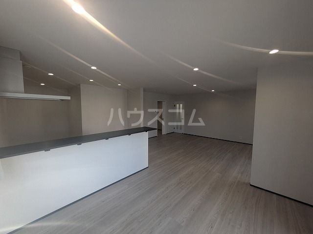 亀崎高根町6丁目戸建のトイレ写真