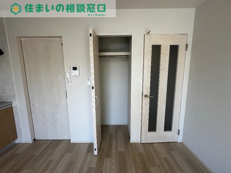 収納　同型
