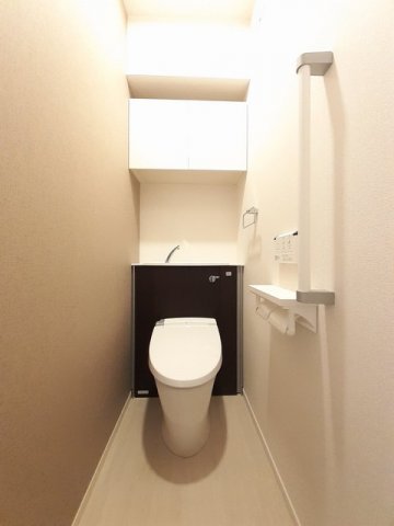 トイレ　シンプルで使いやすいトイレです