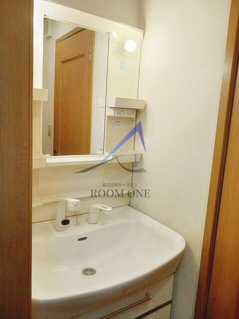 洗面設備　洗面台です。