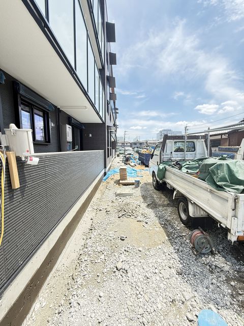 駐車場　建築中