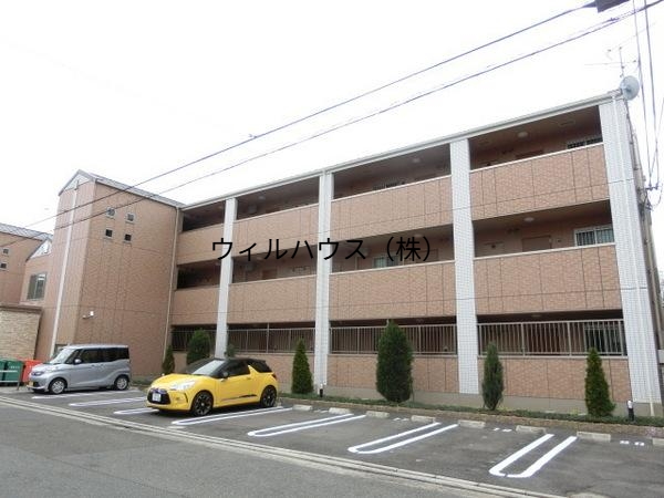 駐車場　敷地内駐車場！