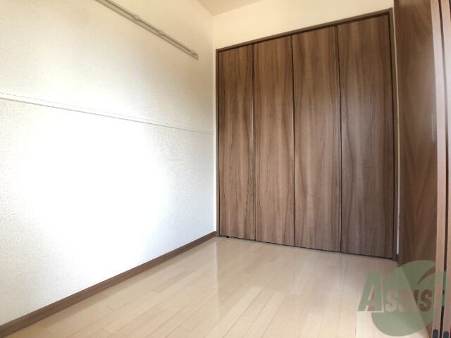 その他部屋・スペース　収納はこちら。お洋服やお荷物はこちらへ。沢山入りそう。
