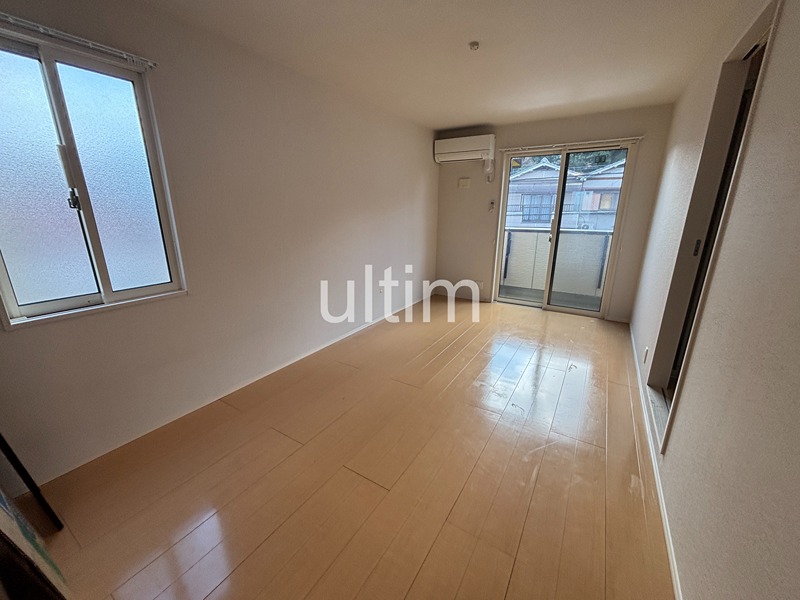 居室・リビング　※同タイプの他のお部屋です
