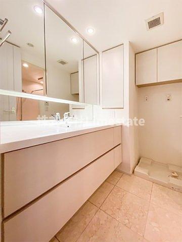 洗面設備　別部屋参考写真