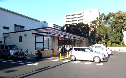 コンビニ　セブン‐イレブン 横浜生麦４丁目店（コンビニ）まで119m