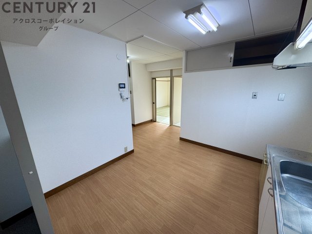 居室・リビング　角部屋住戸で過ごしやすく、おすすめです。