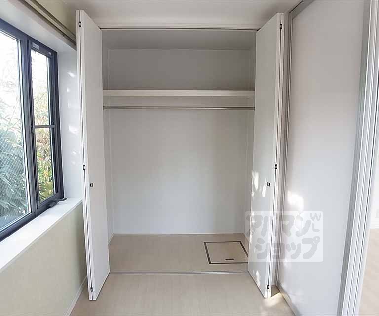 収納　クローゼット