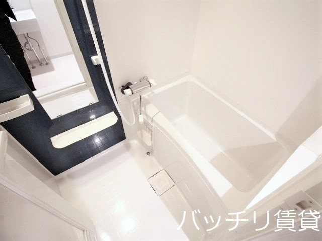 バス・シャワールーム　同型タイプの為現状優先