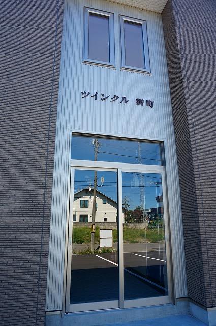 エントランス　エントランス