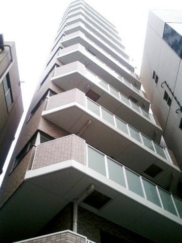 建物外観　こちらの物件は仲介手数料半月分でご紹介が可能です