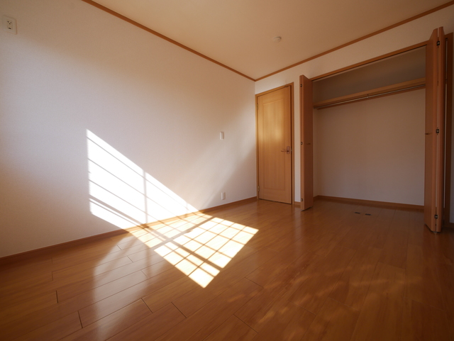 その他部屋・スペース　★明るい洋室で住み心地が良さそうですね★