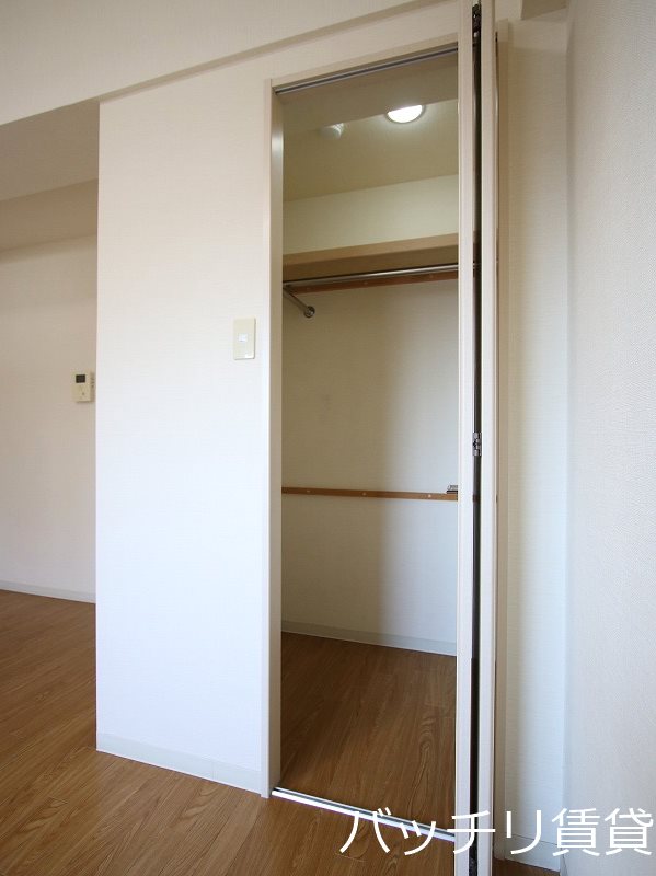 収納　同型タイプの為、現状を優先致します。