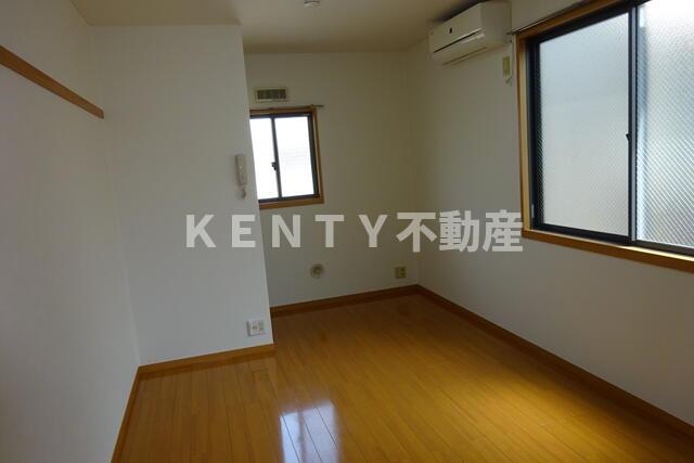 その他部屋・スペース　落ち着いて過ごせるお部屋なので、寝室にいかがでしょうか