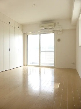 居室・リビング　※別部屋の参考写真です。