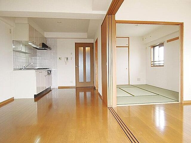 居室・リビング　朝日レジデンス　東京都板橋区東新町１