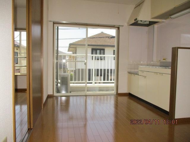 VILLA de ジュピタAの居間写真
